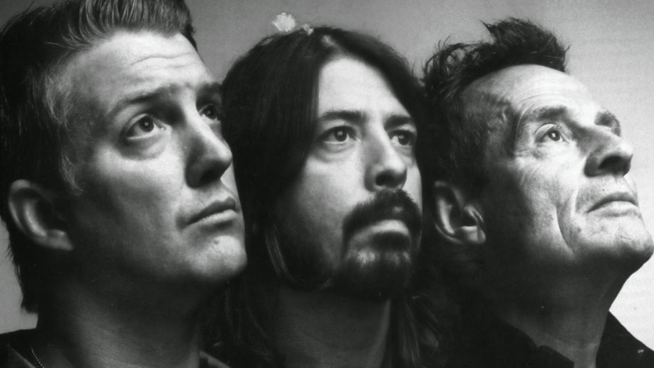 Josh Homme, Dave Grohl et John Paul Jones - Them Crooked Vultures